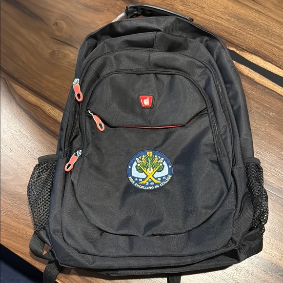 SwissGear Other - NWOT Black and Red Backpack